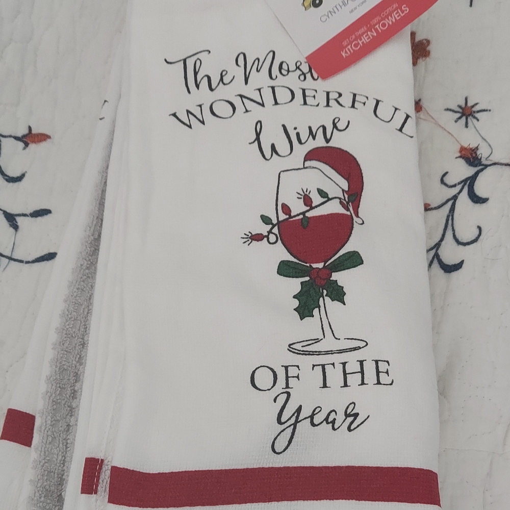 Cynthia Rowley White and Red Holiday Kitchen Towel